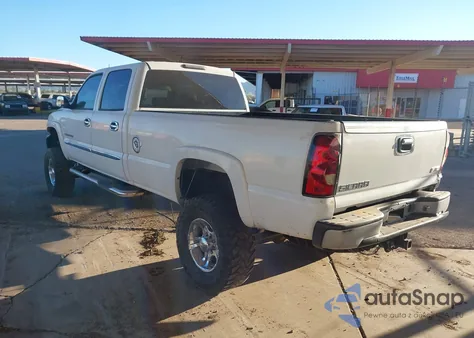 2004 GMC Sierra 2500Hd Slt из США, поврежденный, VIN 1GTHC23U94F234158